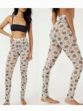 Intimately FREE PEOPLE Layered in Lace Leggings Sheer Floral Size Medium NWT